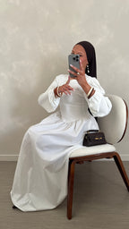 Robe Moon